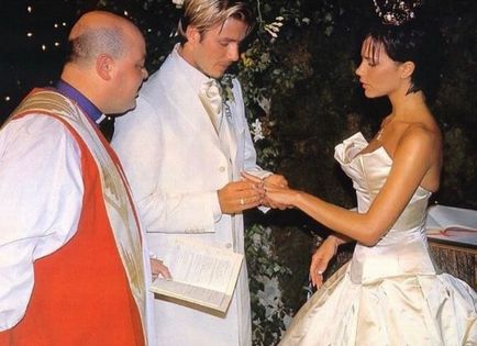 David si Victoria Beckham a sărbătorit aniversarea de nunta 18