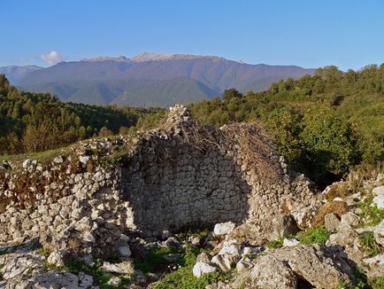 Látnivalók Gudauta és a környező területet látni, hogy a turisták (fotók, leírások, címek)