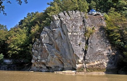 Tour a forró legfontosabb látnivalók, hogyan juthat