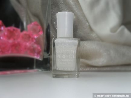 Ще один варіант манікюру essie blanc sally hansen fog відгуки