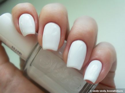 Ще один варіант манікюру essie blanc sally hansen fog відгуки