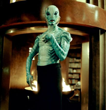 Abe Sapien - amfibian din filmul salut erou al căldurii