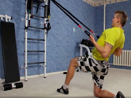 Hogyan kell építeni a bicepsz otthon a legjobb gyakorlat
