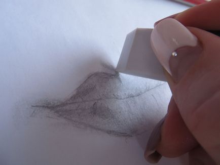Cum de a desena un creion în etape
