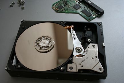 Cum se determină defectarea unui hard disk