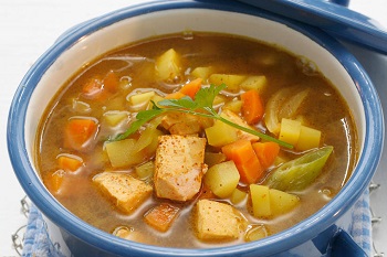 Як приготувати рибний суп з сьомги