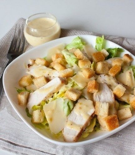 Cum sa pregatiti salata de Caesar cu pui - reteta, ingrediente si fotografii