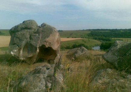 Piatra caldă și fortificația Ishutin din regiunea Tula