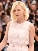 Beauty Charlize Theron titkok és lifehack egy színésznő