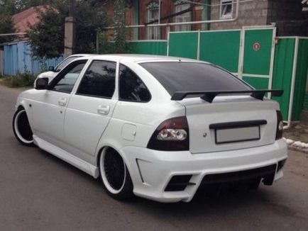 Lada anterioară salon de tuning hatchback, kituri de corp cu mâinile tale