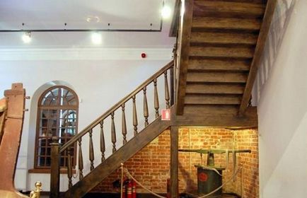 Feltétel nélküli Szeretet (Museum-Estate Péter „Hajó”) feltétel nélküli szeretet