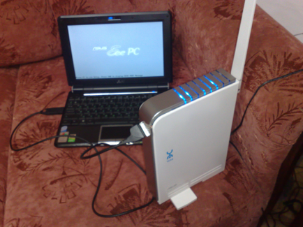 Mobile wimax wi-fi center