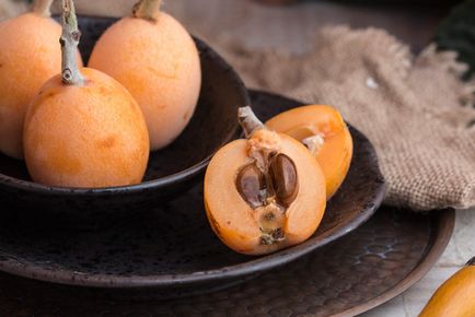 Medlar proprietati de vindecare si rau, alimente si sanatate