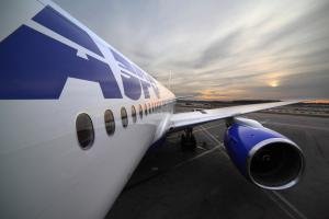 Pe site-ul companiei aeriene - transaero - a existat un serviciu de ticketing pentru participanți