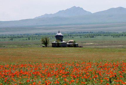 Parcul natural natural altyn-emel