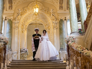 Odessanti au jucat o nuntă expresă în casa de operă