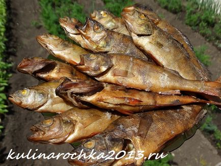 Perch fierbinte afumat - bucătar delicios, frumos și acasă!