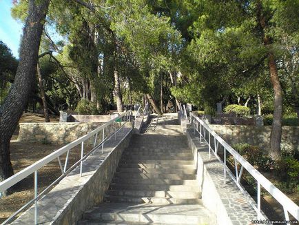 Odihniți la parcul stațiunii (Crimeea)