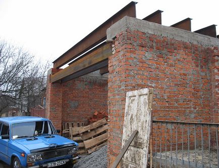 Відкрита дерев'яна тераса в рівні другого поверху - фотозвіт, gidproekt