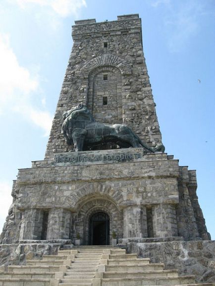 Shipka Pass, Bulgária Leírás, fotó, hol van a térképen, hogyan juthat (Shipka) Shipka Pass, Bulgária Leírás, fotó, hol van a térképen, hogyan juthat