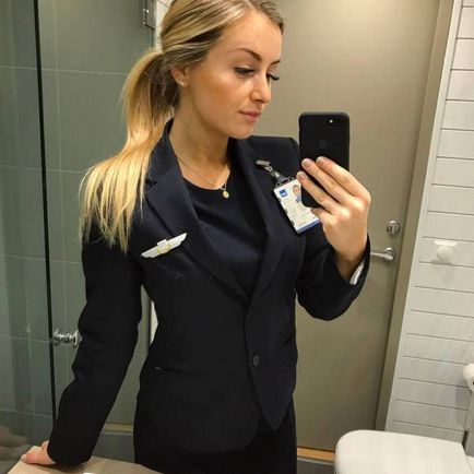 Прекрасна стюардеса скандинавських авіаліній (36 фото) - Трініксі