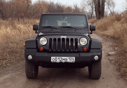 La testul pistolului de încercare a pistolului jeep wrangler rubicon