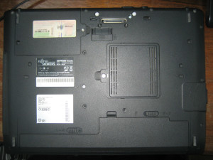 Elemzés laptop Fujitsu Siemens Esprimo Mobile m9400