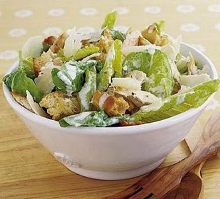 Saláta „Caesar” csirke - receptek képekkel és videó
