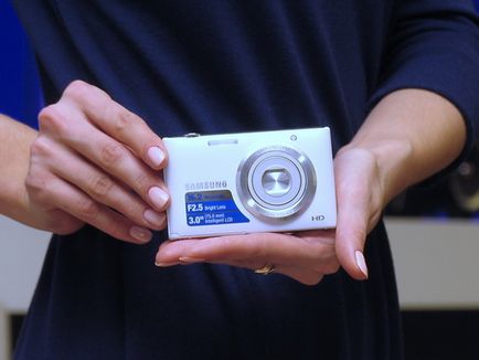 Samsung noua camera inteligenta 2013 - noutatea lunii