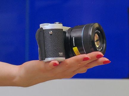 Samsung noua camera inteligenta 2013 - noutatea lunii