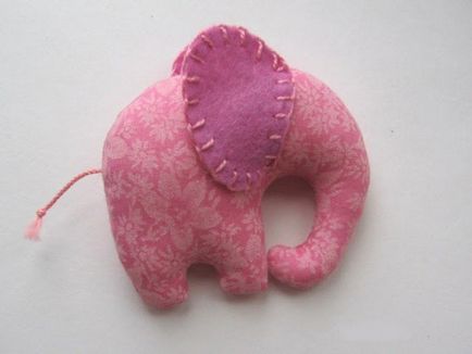 Шиємо дитячу іграшку кишеньковий слоник разом