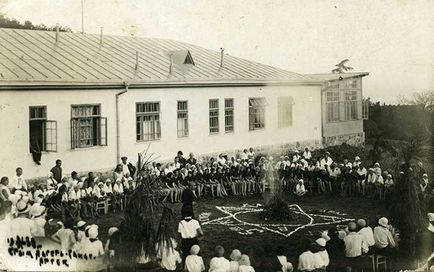 Шестте най-известният пионер на лагера СССР тогава и сега, по-свежа - най-доброто от деня, в който някога ще се нуждаете!