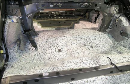 Hangszigetelés Toyota Camry V55 Fotóriport - komfort technológia (szigetelés) Hangszigetelés Toyota Camry V55 Fotóriport - komfort technológia