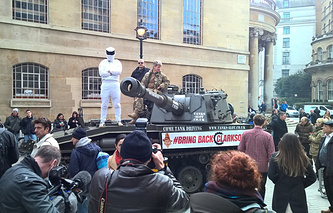 Mass-media după top gear, conducătorul Dzhermi Clarkson dorește să creeze un 