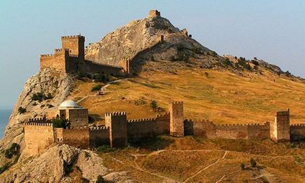 Cetatea Sudak - o excursie peste Crimeea