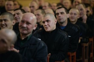 Profesorii condamnați vor avea șansa să se întoarcă la școală - ziarul rus