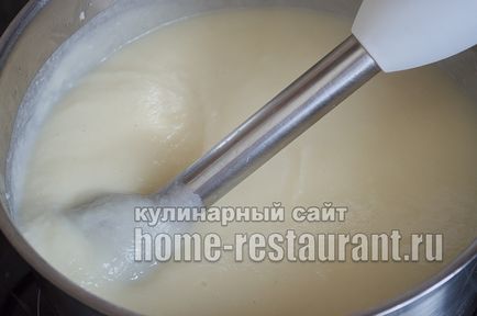 Soup-piure din reteta de conopida cu o fotografie dintr-un restaurant acasă