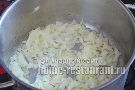Soup-piure din reteta de conopida cu o fotografie dintr-un restaurant acasă