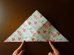 Scheme și fotografii de cutii mici de origami de diferite detalii