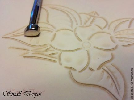 Embossing pe piele