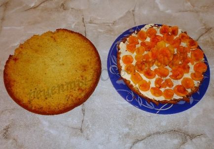 Торт з абрикосами, рецепт абрикосового торта