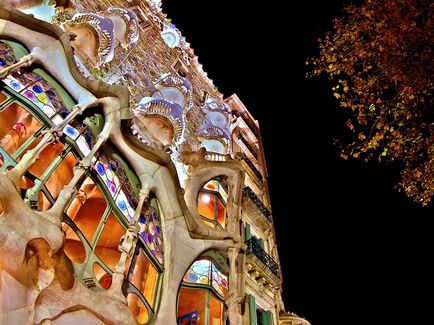 Creație Gaudí Casa Batlló în Barcelona (30 fotografii)