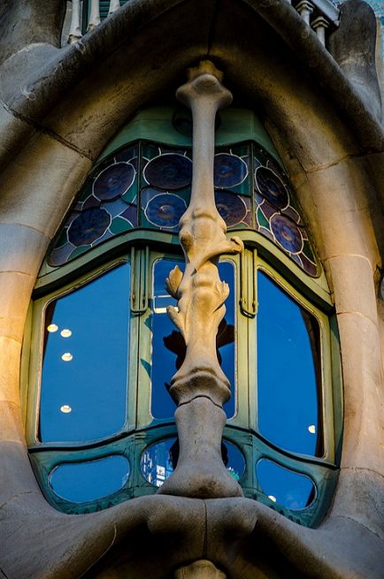 Creație Gaudí Casa Batlló în Barcelona (30 fotografii)