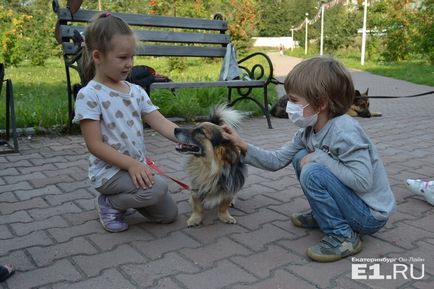 Тяжкохворим малюкам, які місяцями лежать в лікарні в Єкатеринбурзі, дозволили погладити і