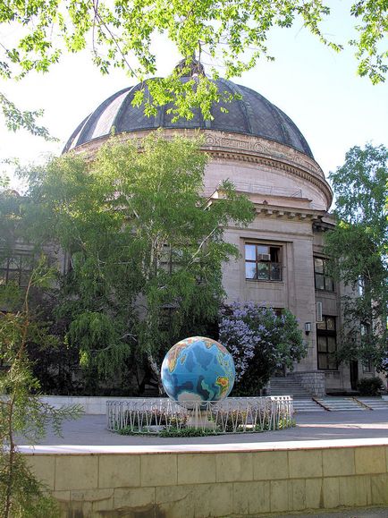 Volgograd planetárium expozíció, címét, telefonszámát, nyitvatartási, a múzeum helyén (a planetárium) Volgograd planetárium expozíció, címét, telefonszámát, nyitvatartási, a múzeum honlapján