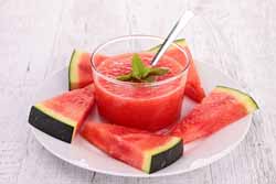 Berry smoothie nyáron veszi a napi menü, blog Irina Zaitseva (bogyó smoothie: nyáron veszi a napi menü) Berry smoothie nyáron veszi a napi menü, blog Irina Zaitseva