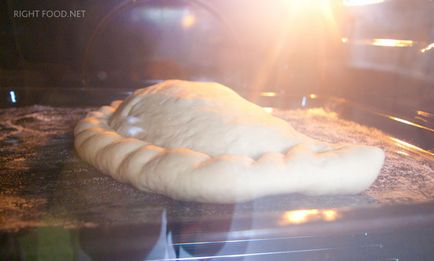 Pizza calzone închisă, rețetă pas cu pas cu fotografie