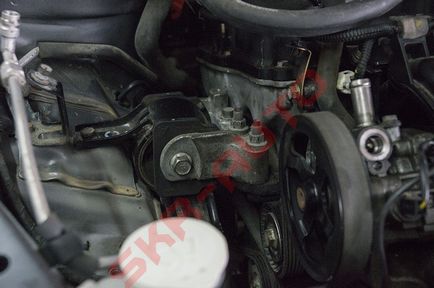 Înlocuirea motorului Mitsubishi lancer x pentru motor 2