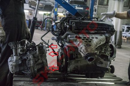 Cseréje motor Mitsubishi Lancer x 2 a motor