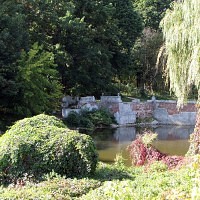 Castelul din coliba din regiunea Kharkiv - castel Sharovskiy